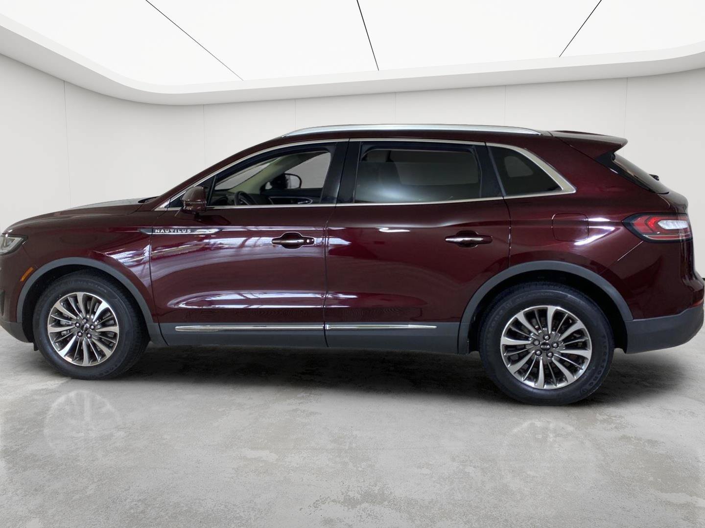 Used 2020 Lincoln Nautilus Reserve w/ Cargo Utility Package AWD/4WD image 7