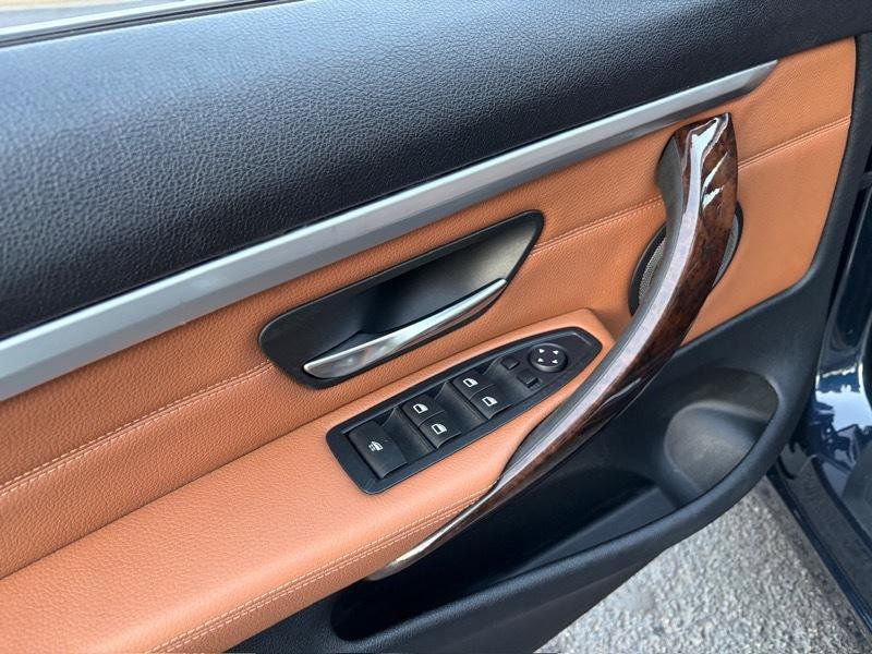 Used 2014 BMW 435i Convertible image 32