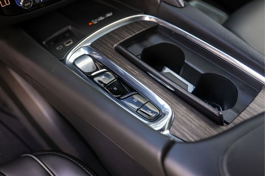 Used 2023 Buick Enclave Avenir w/ Avenir Technology Package image 23