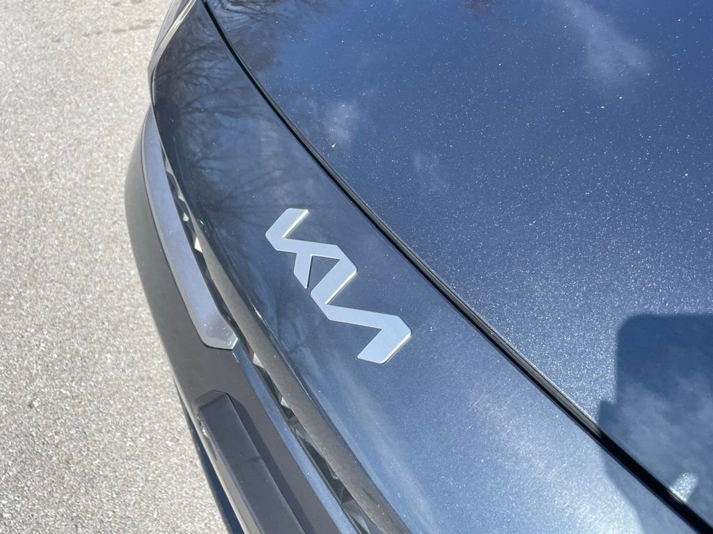 Certified 2023 Kia Forte LXS image 29