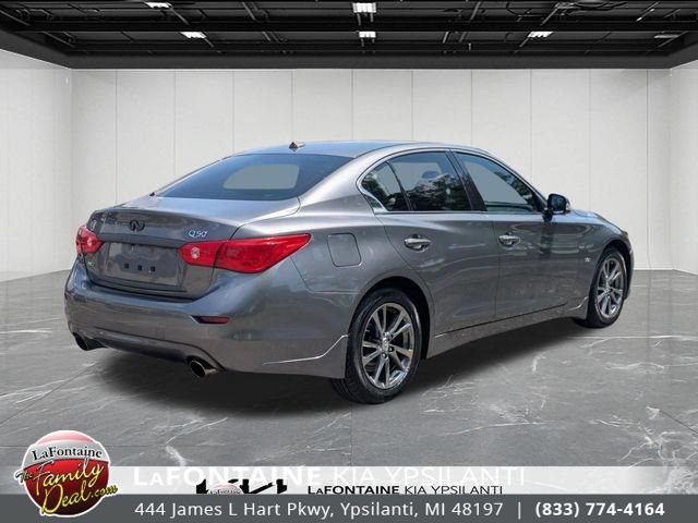 Used 2017 INFINITI Q50 Signature Edition w/ All Weather Package (L93) AWD/4WD image 5
