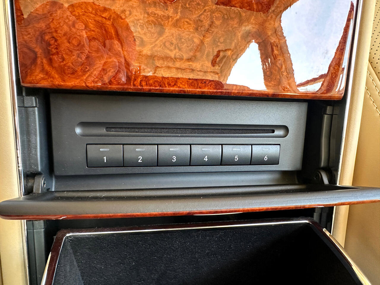 Used 2004 Maybach 57 image 49