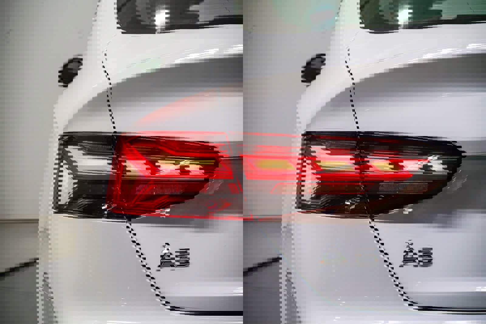 Used 2022 Audi A5 2.0T Premium w/ Convenience Package image 9