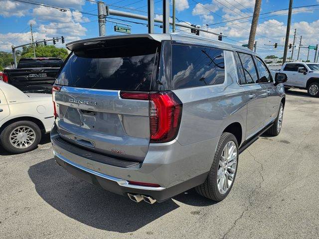 New 2026 GMC Yukon XL Denali w/ Denali Reserve Package AWD/4WD image 4