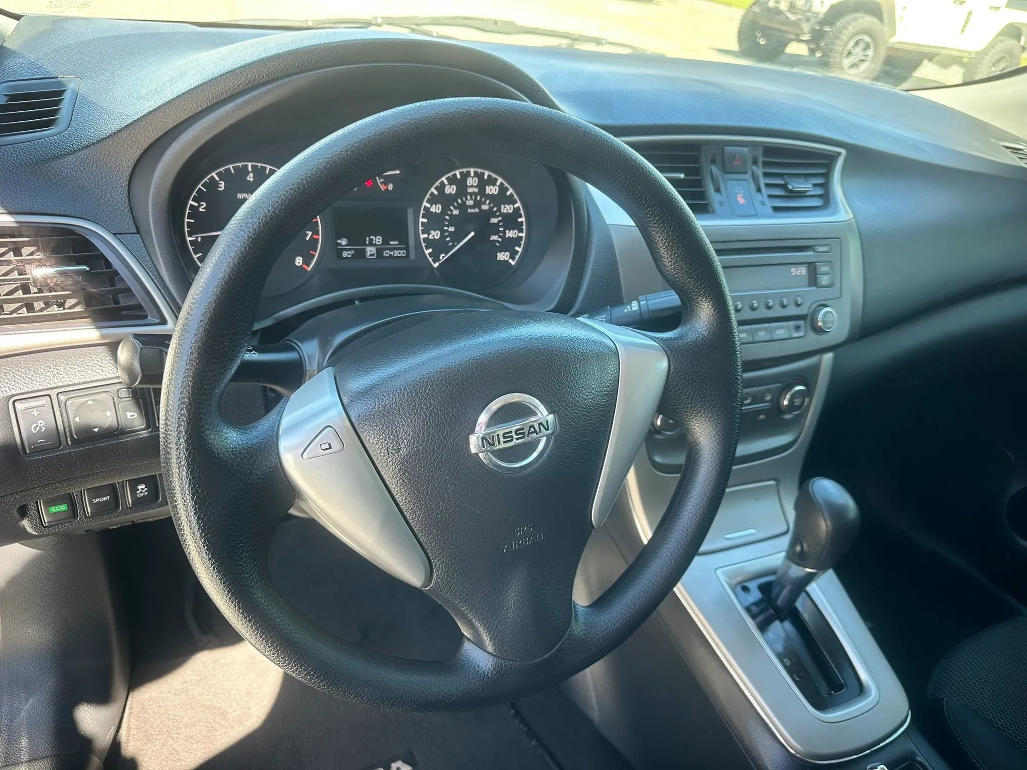 Used 2014 Nissan Sentra S image 18