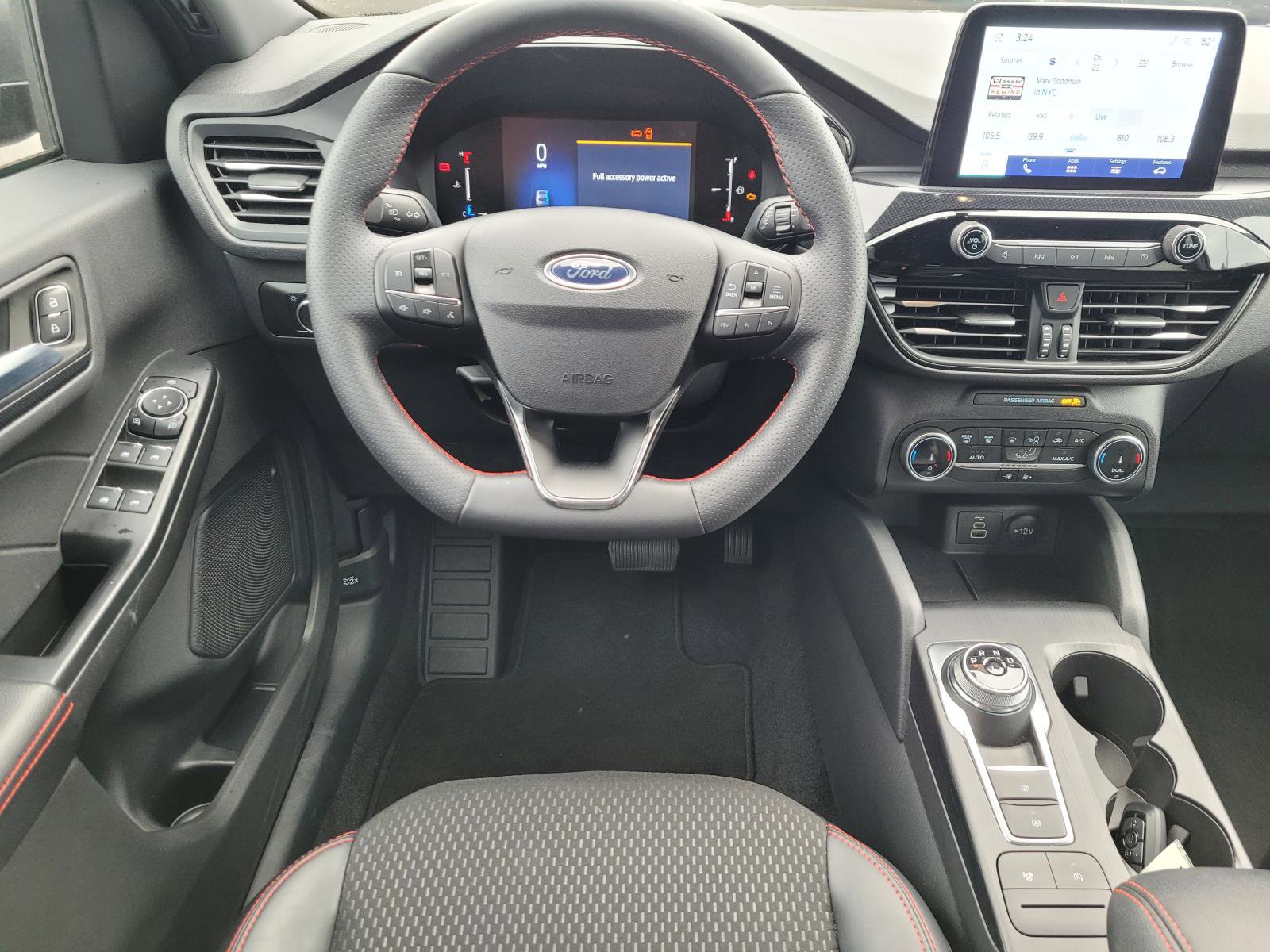 Used 2025 Ford Escape ST-Line AWD/4WD image 16