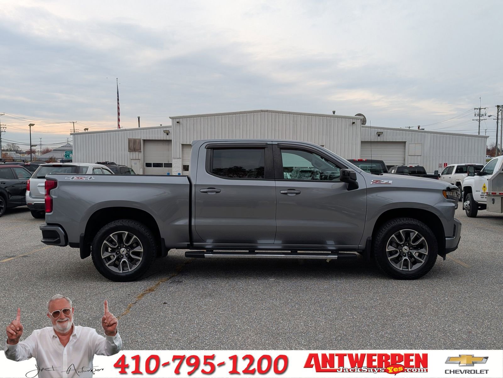 Used 2020 Chevrolet Silverado 1500 RST image 2