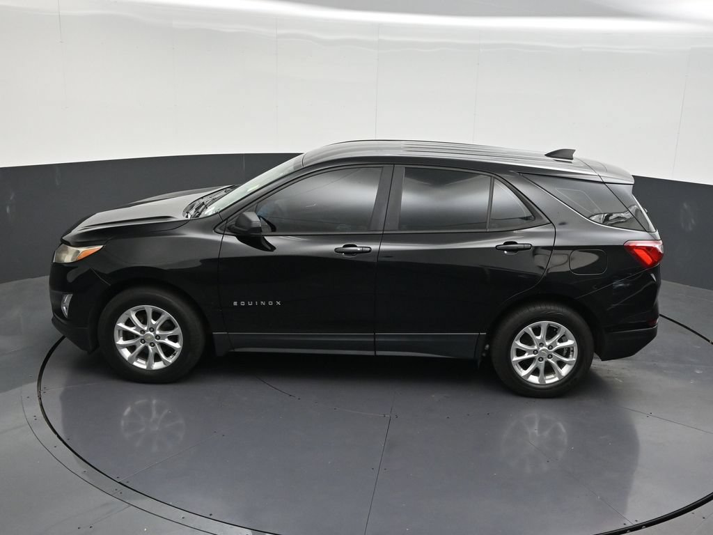 Used 2020 Chevrolet Equinox LS FWD image 16