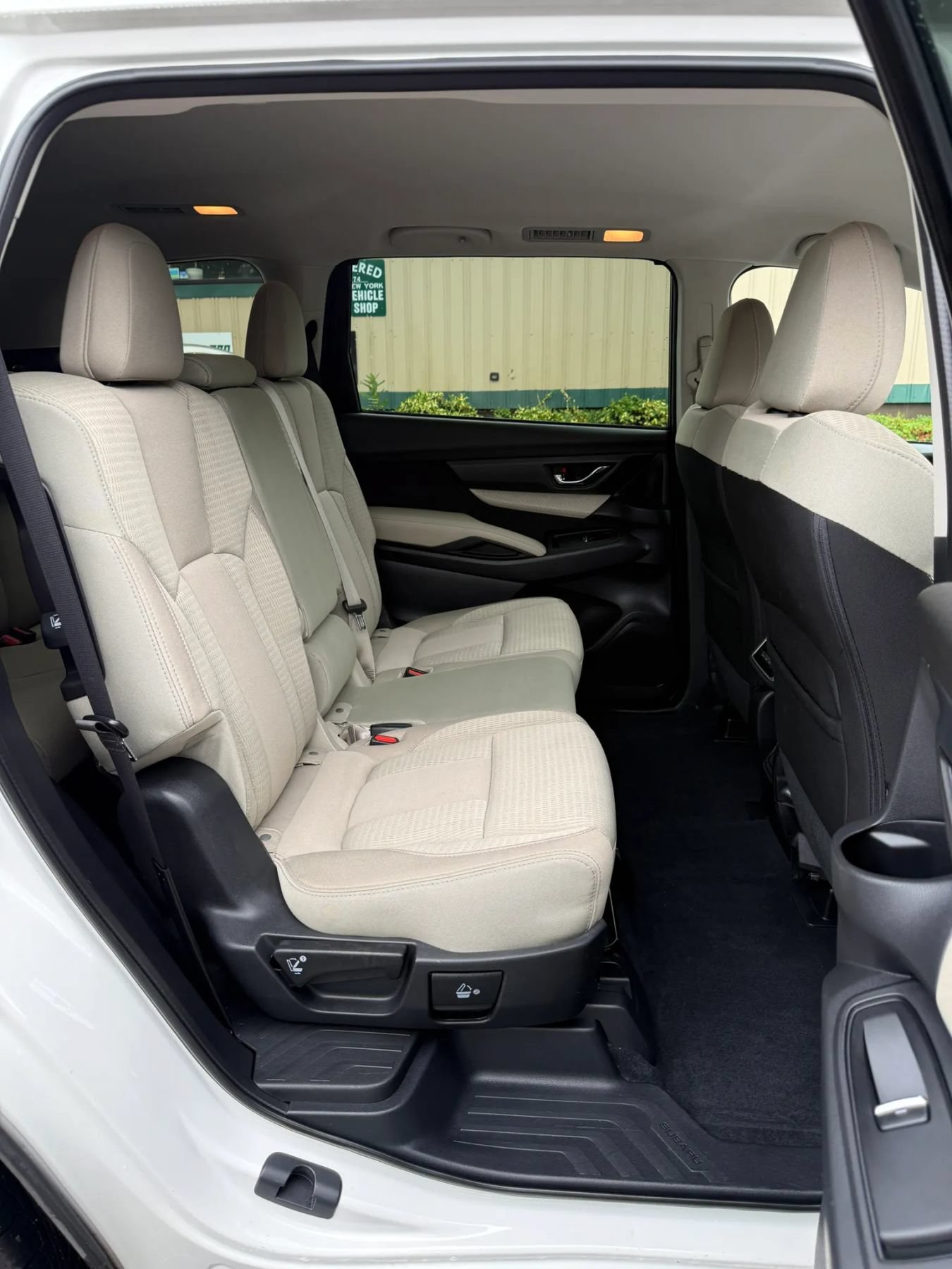 Used 2021 Subaru Ascent Premium w/ Convenience Package AWD/4WD image 25
