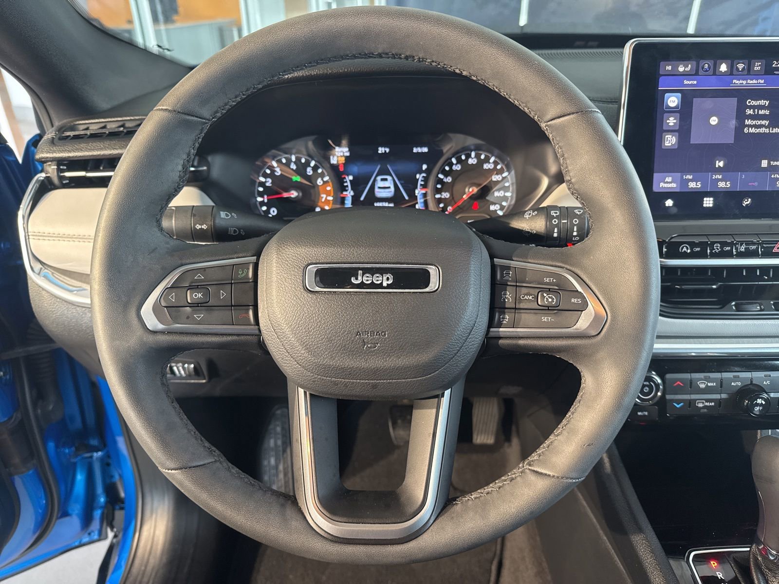 Used 2024 Jeep Compass Limited image 22
