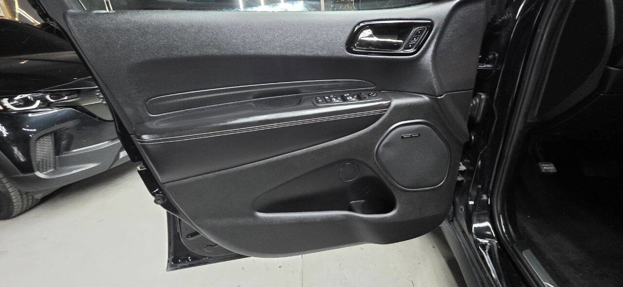 Used 2021 Dodge Durango SRT w/ Technology Group AWD/4WD image 23