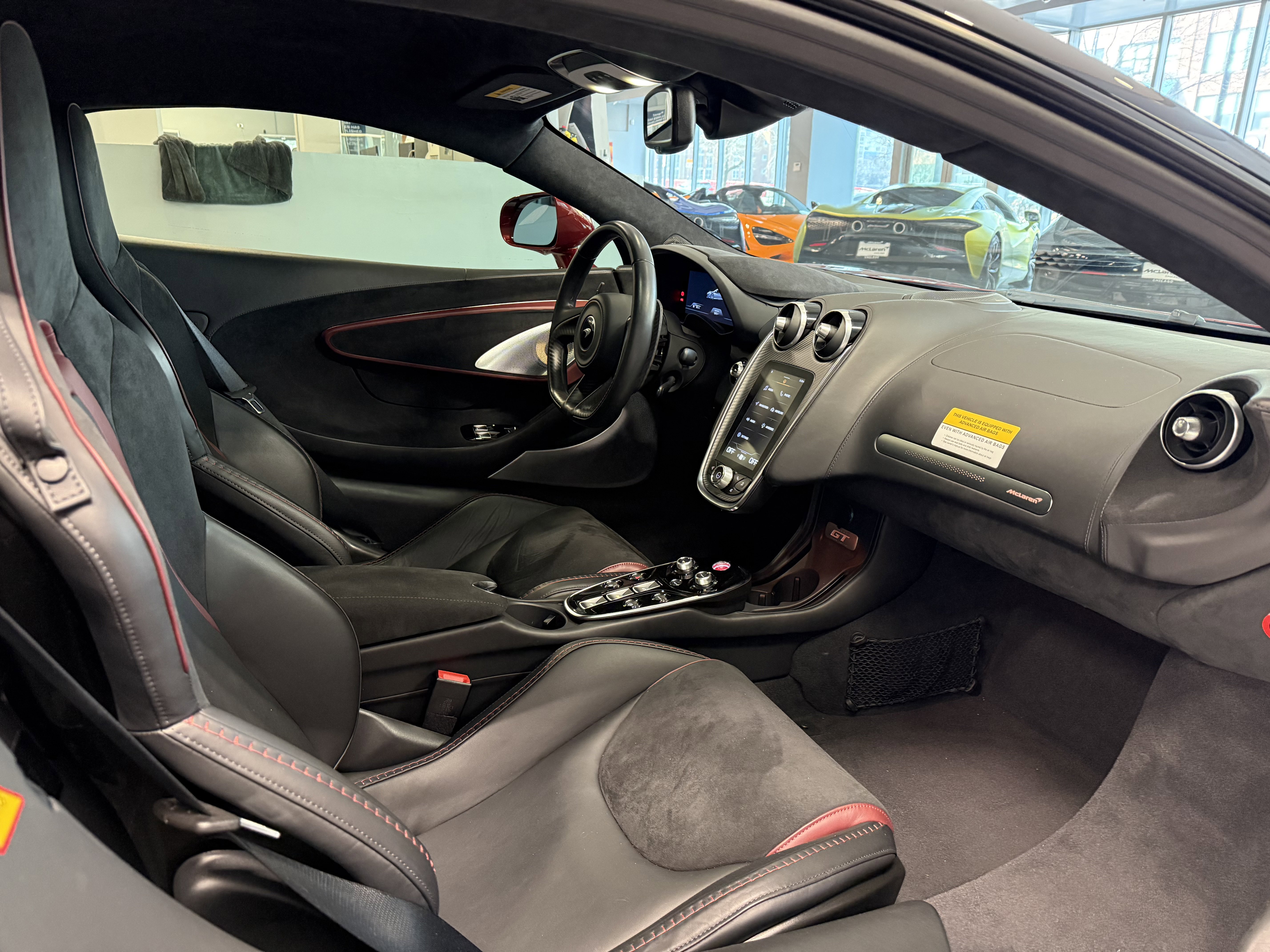 Used 2022 McLaren GT image 15