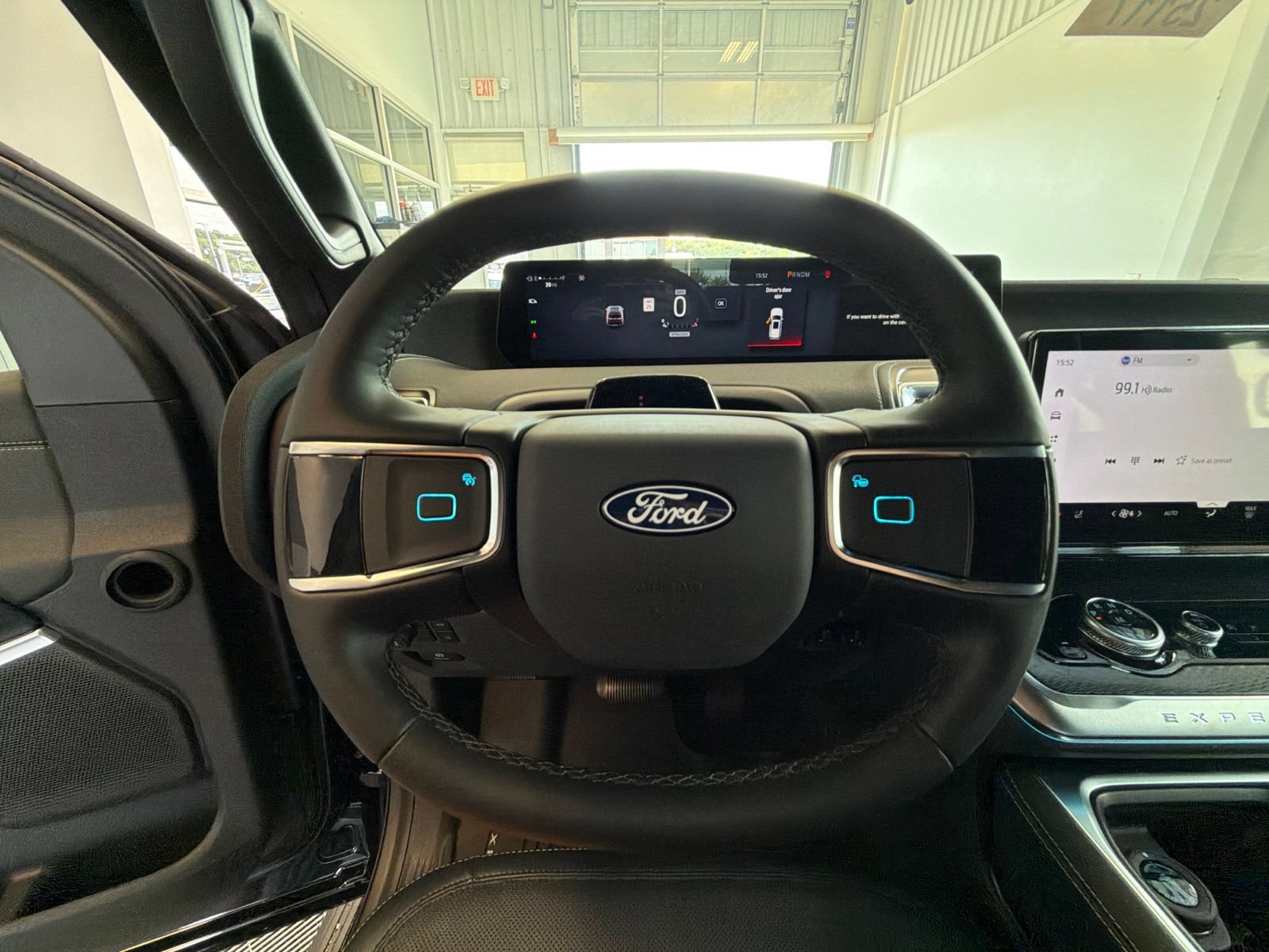 New 2027 Ford Expedition Platinum w/ Stealth Appearance Package AWD/4WD image 20