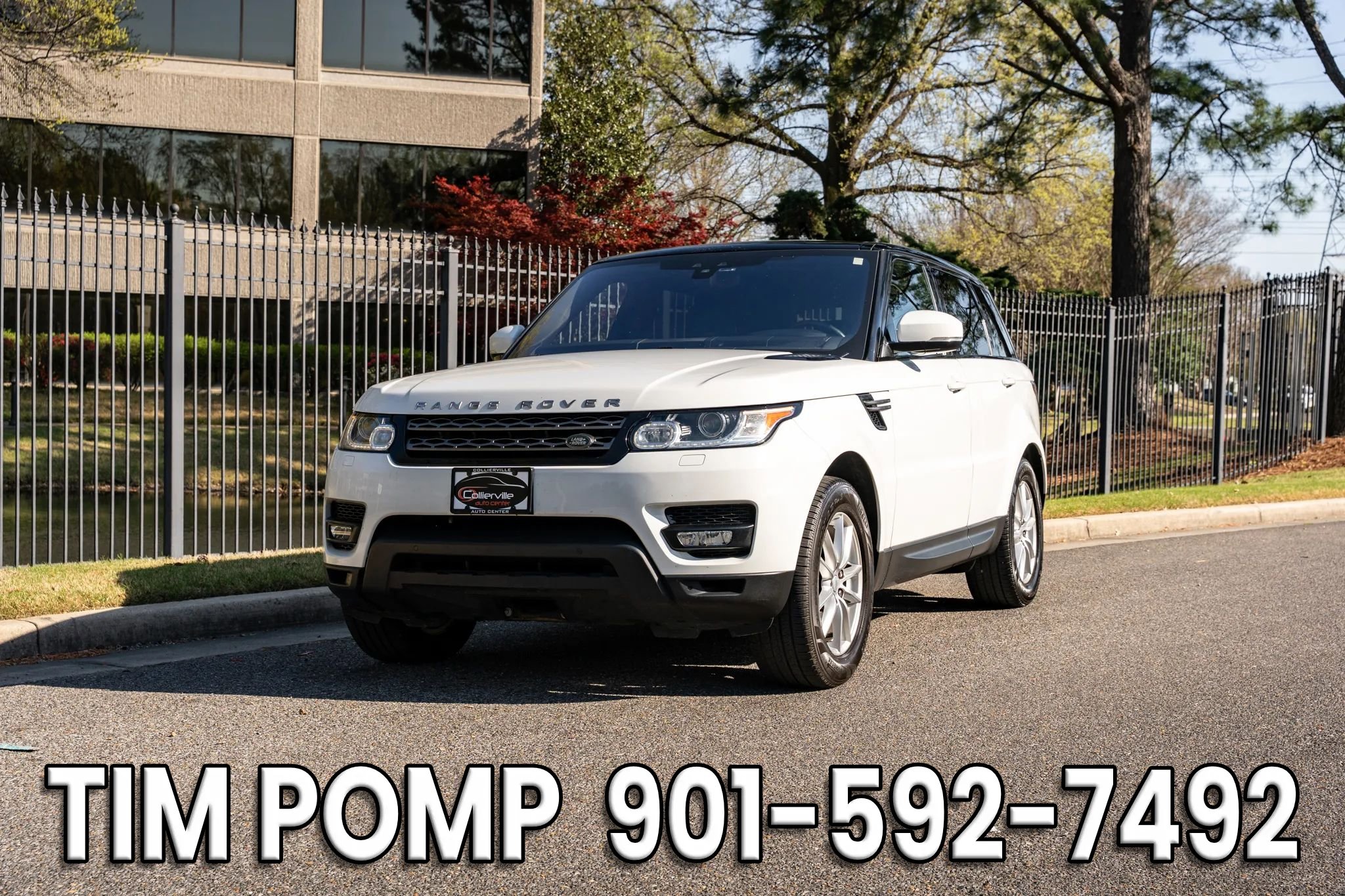 Used 2017 Land Rover Range Rover Sport SE image 2