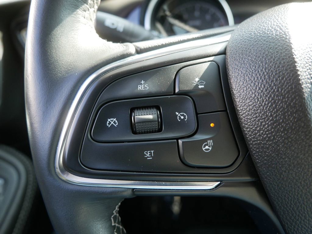 Used 2023 Buick Encore GX Essence w/ Experience Buick Package image 21