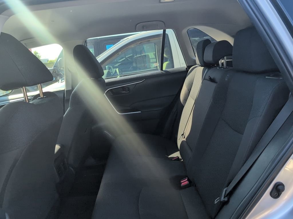 Used 2023 Toyota RAV4 LE image 8