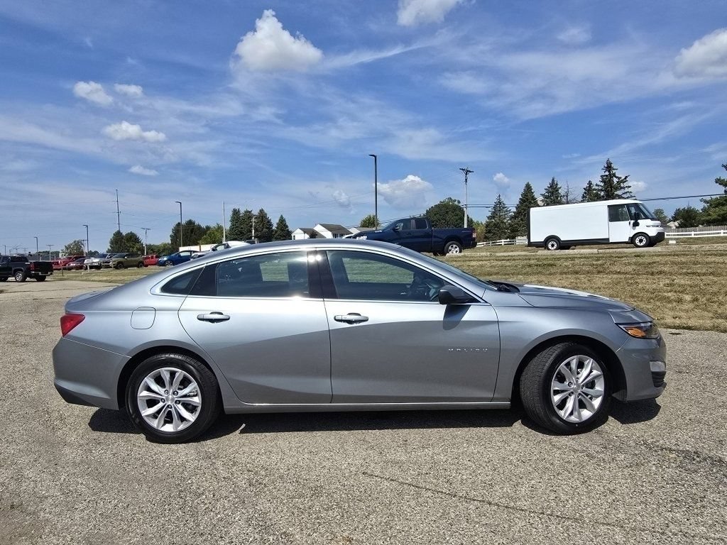 Used 2024 Chevrolet Malibu LT FWD image 18