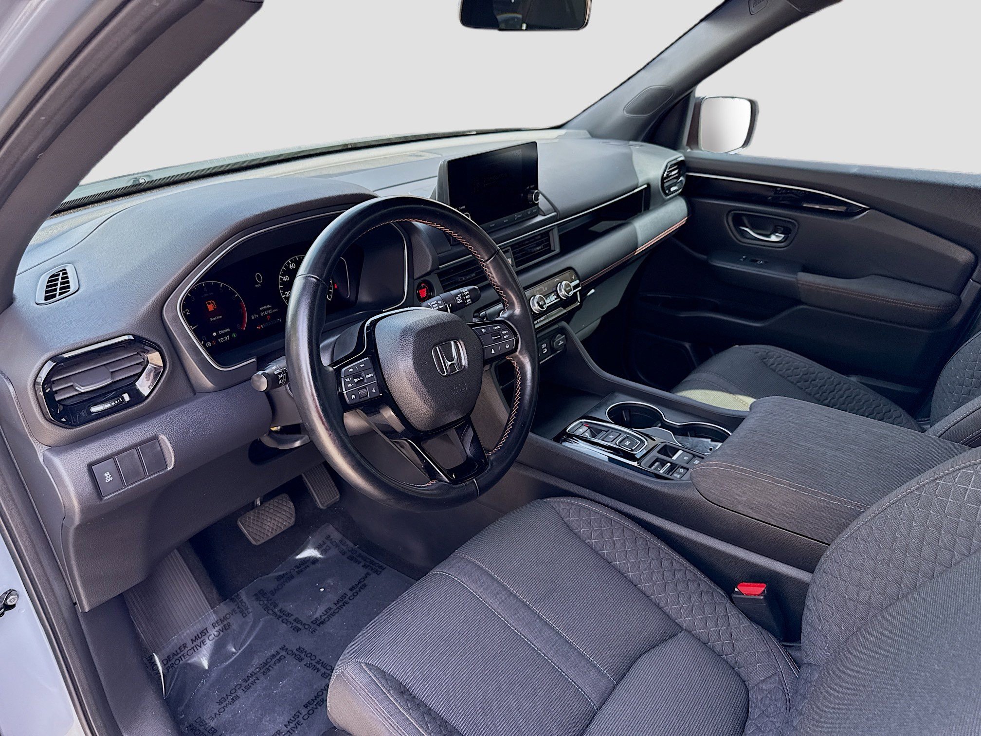 Used 2023 Honda Pilot Sport image 9