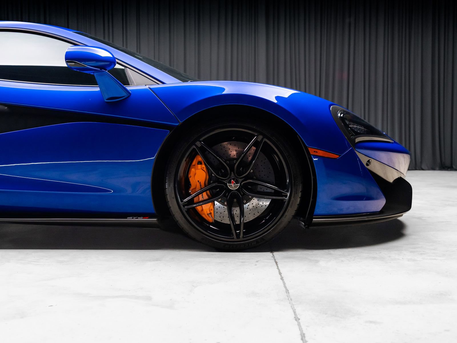 Used 2017 McLaren 570S Coupe image 3