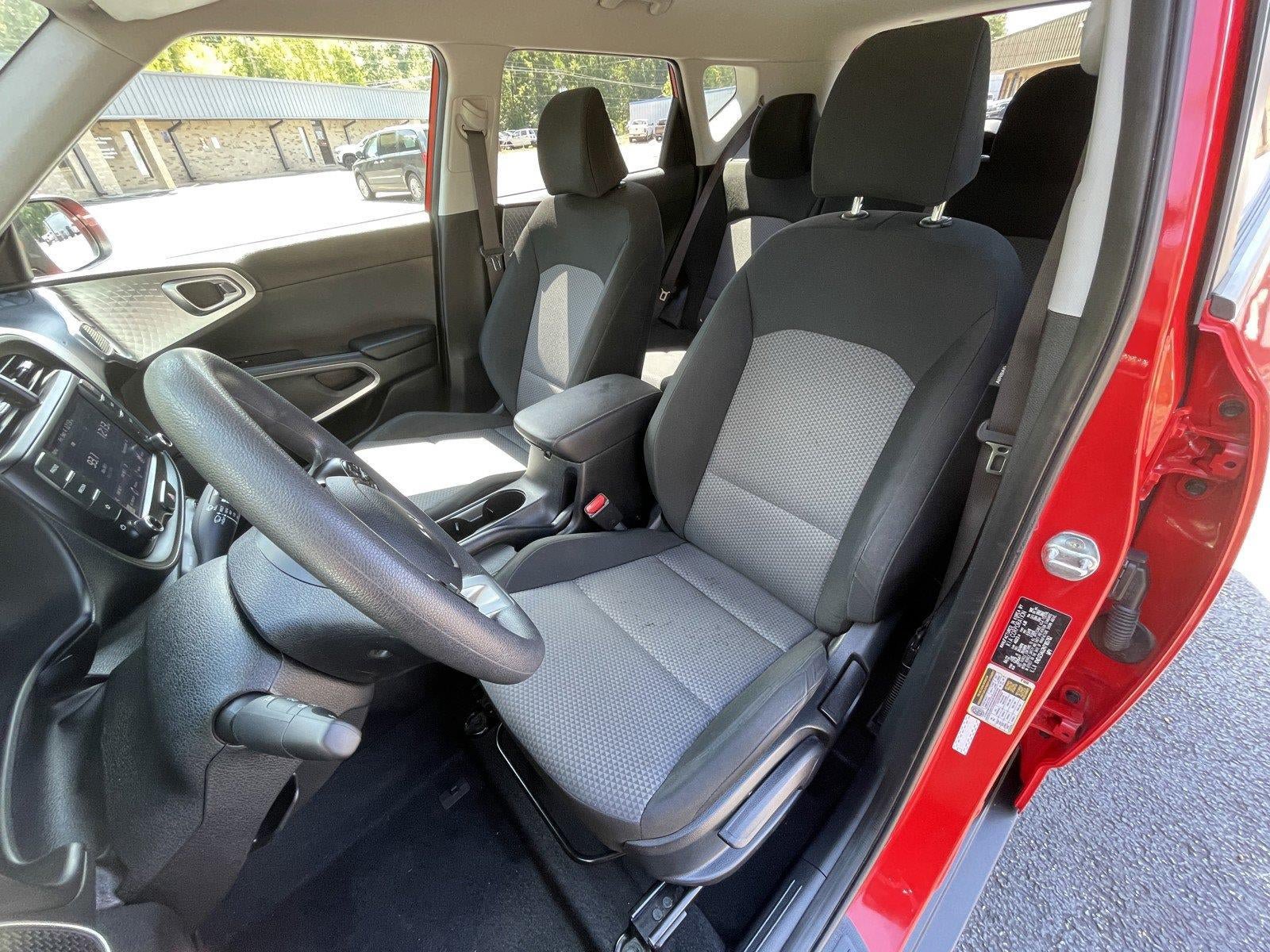 Used 2022 Kia Soul LX w/ Technology Package FWD image 10