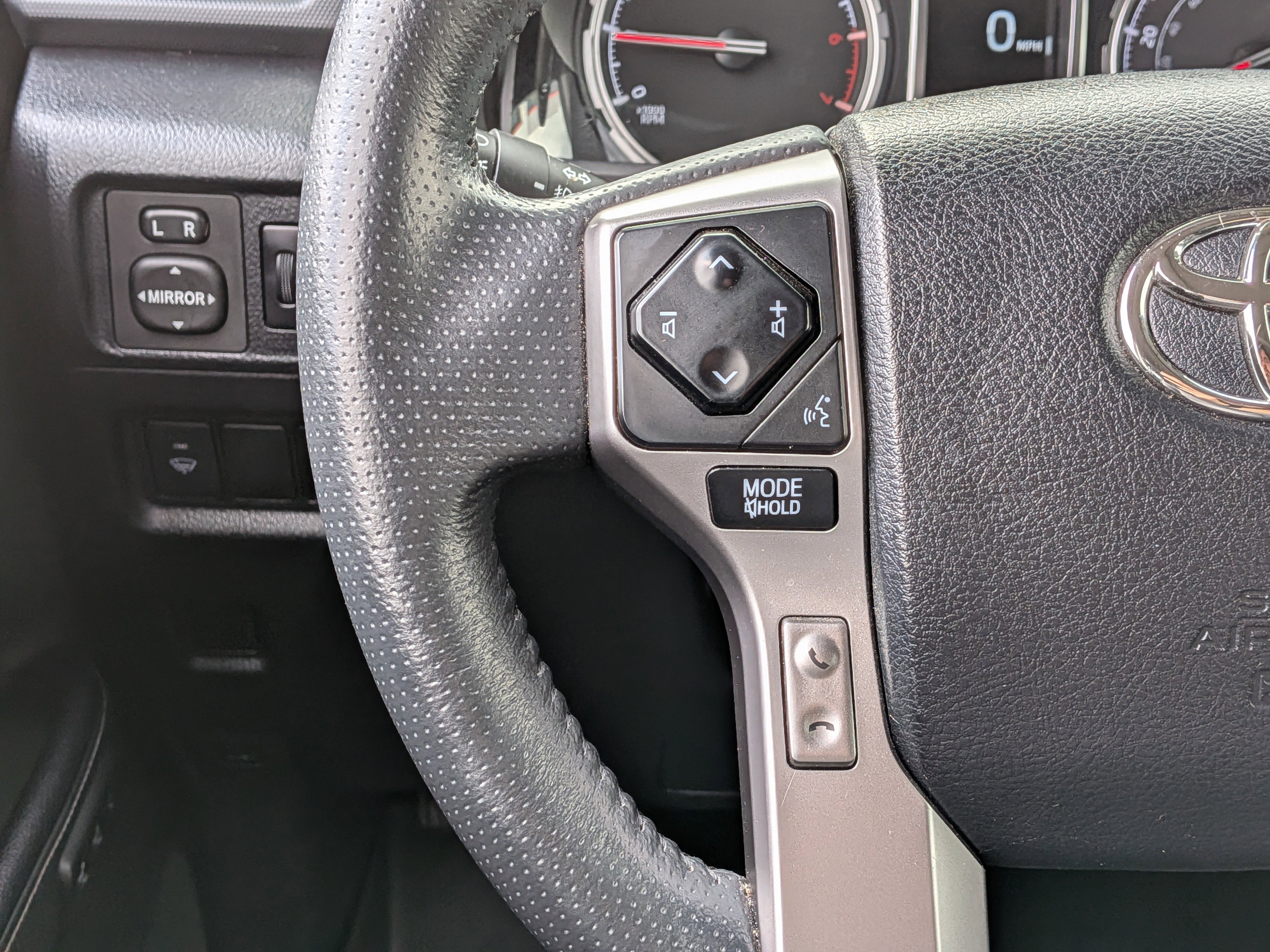 Certified 2021 Toyota 4Runner Limited AWD/4WD image 36