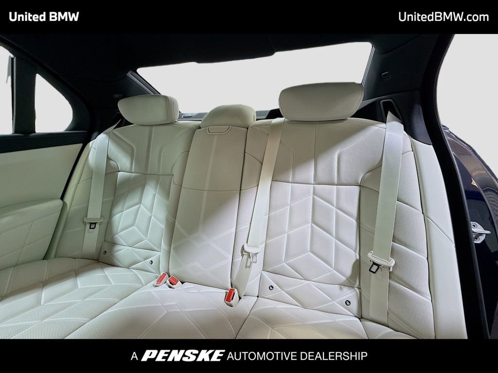 New 2026 BMW 740i RWD image 13