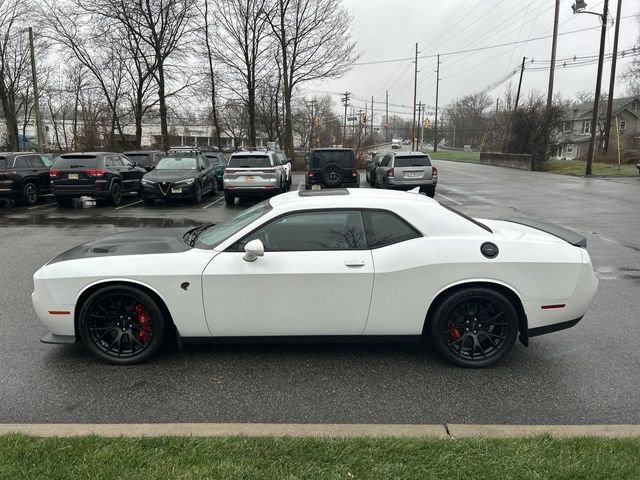 Used 2016 Dodge Challenger SRT Hellcat image 5