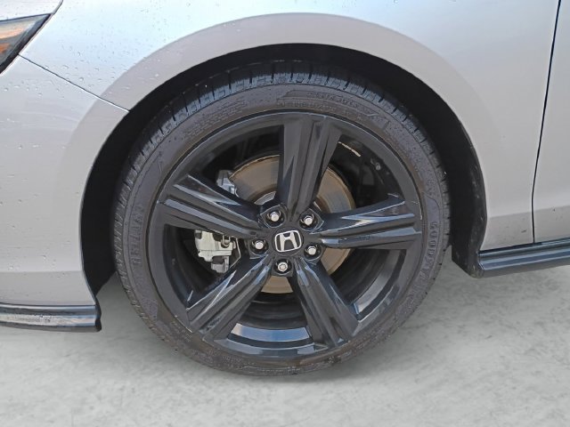 Used 2024 Honda Accord Sport image 23