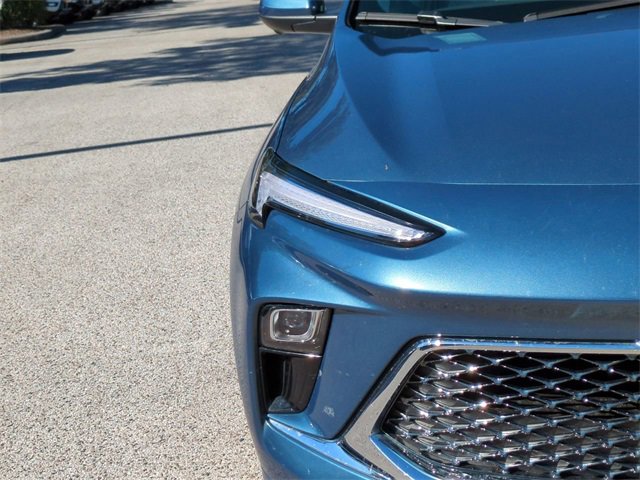 Used 2025 Buick Encore GX Avenir w/ Avenir Technology Package image 10
