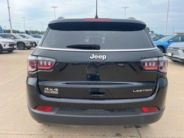Used 2022 Jeep Compass Limited image 5