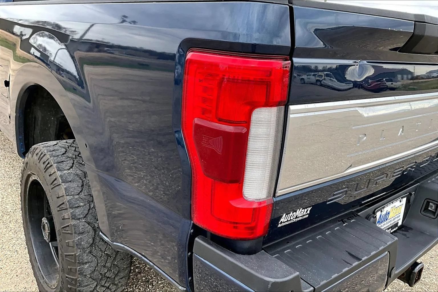 Used 2019 Ford F250 Platinum w/ Platinum Ultimate Package AWD/4WD image 22