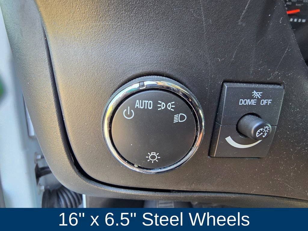 Used 2023 Chevrolet Express 3500 LT w/ LT Preferred Equipment Group RWD image 24