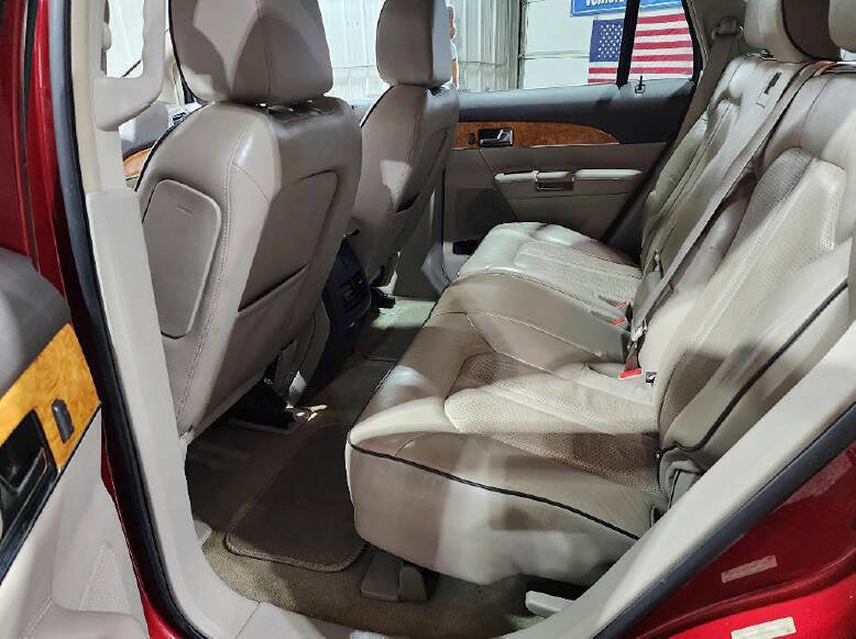 Used 2013 Lincoln MKX AWD image 10