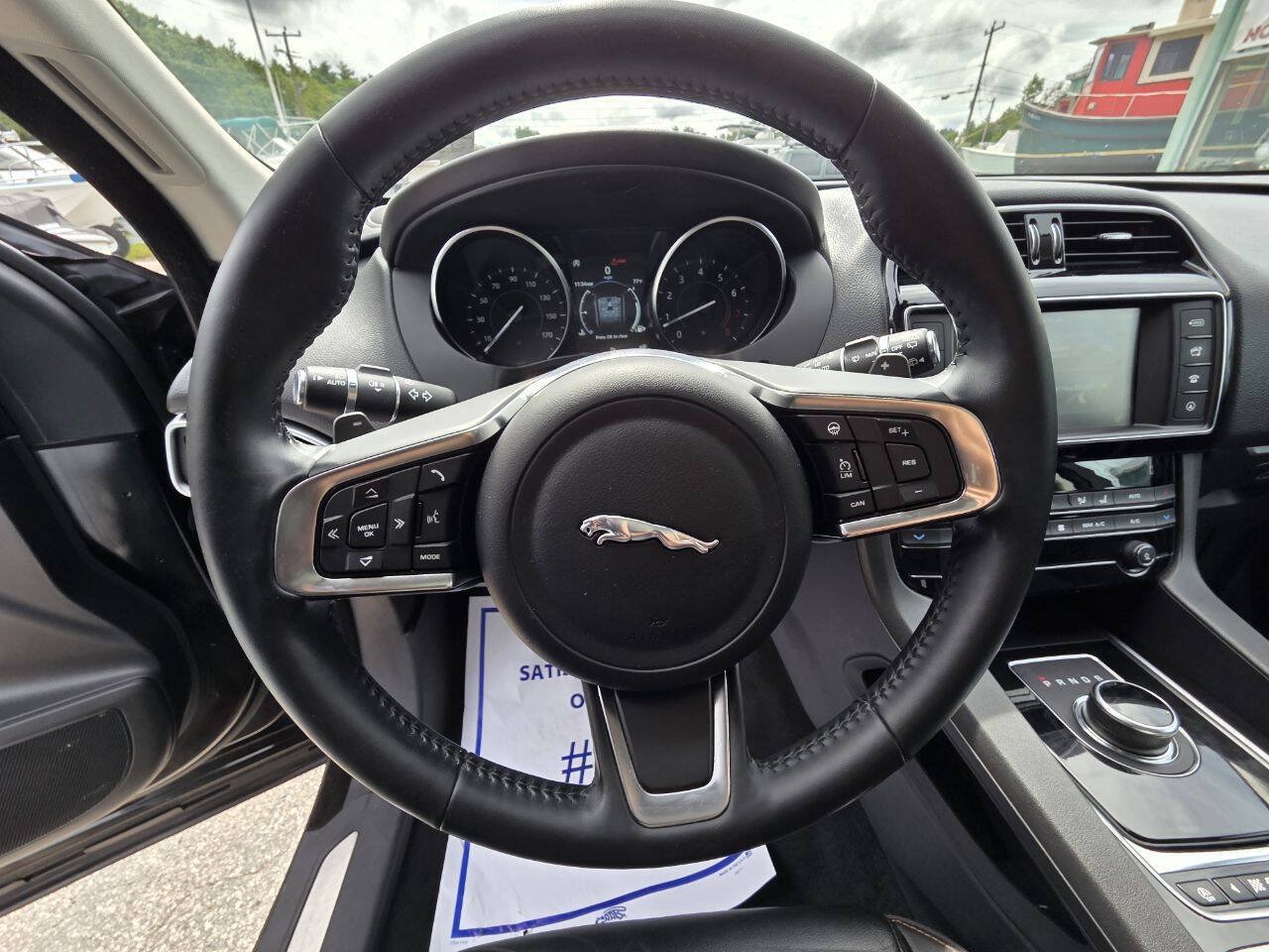 Used 2018 Jaguar F-PACE Prestige AWD/4WD image 21