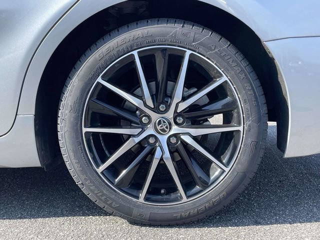 Used 2022 Toyota Camry SE image 11