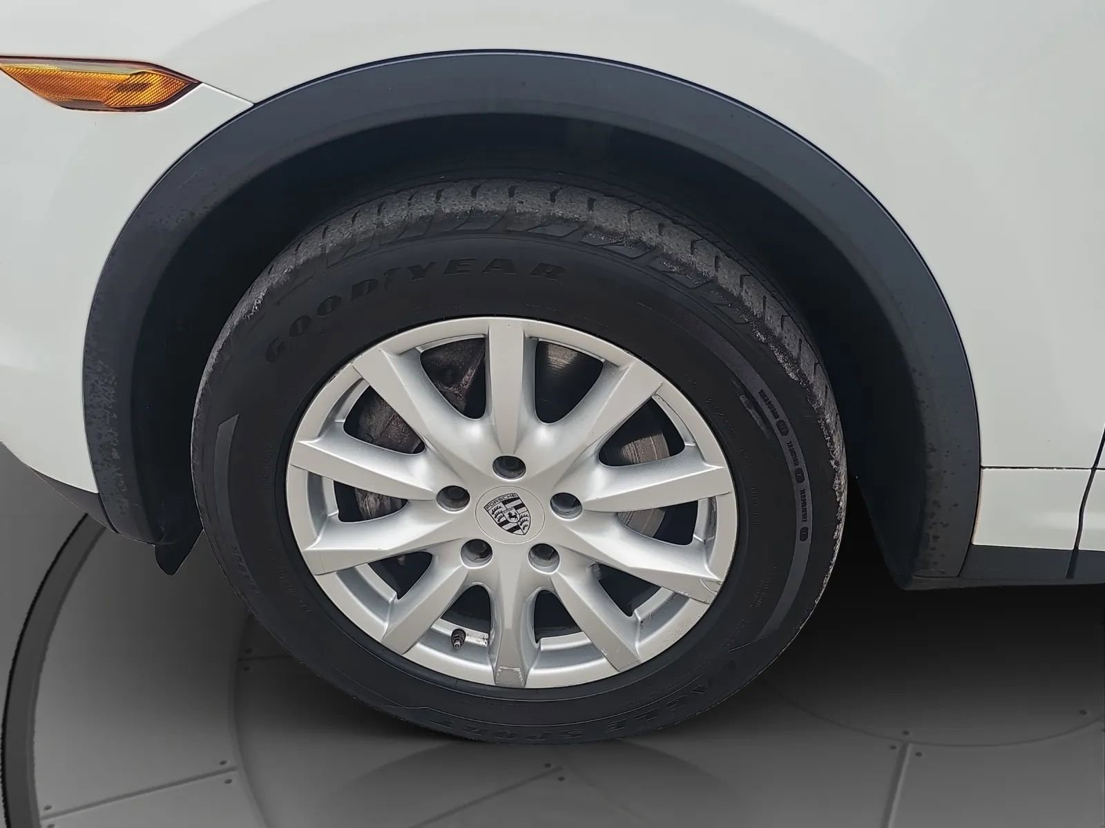 Used 2014 Porsche Cayenne image 22