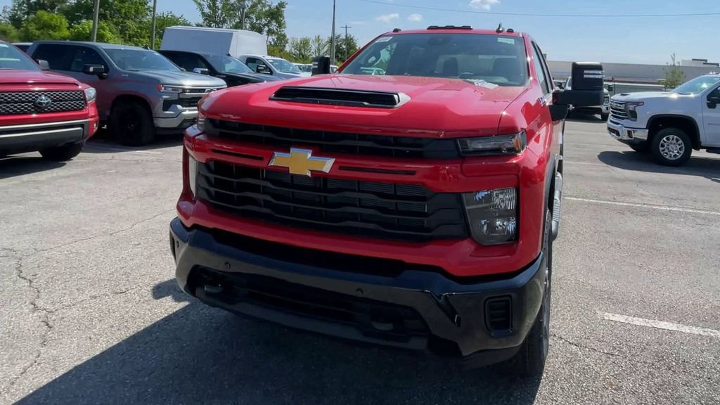 New 2026 Chevrolet Silverado 2500 Custom w/ Custom Value Package AWD/4WD image 5