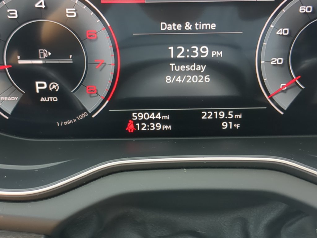 Used 2022 Audi Q5 2.0T Premium Plus w/ Premium Plus Package AWD/4WD image 33