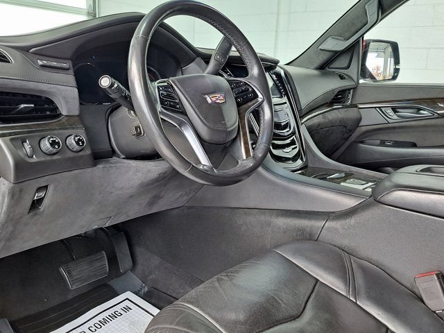 Used 2017 Cadillac Escalade ESV Platinum AWD/4WD image 8