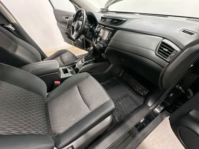 Used 2019 Nissan Rogue SV w/ Premium Package AWD/4WD image 21
