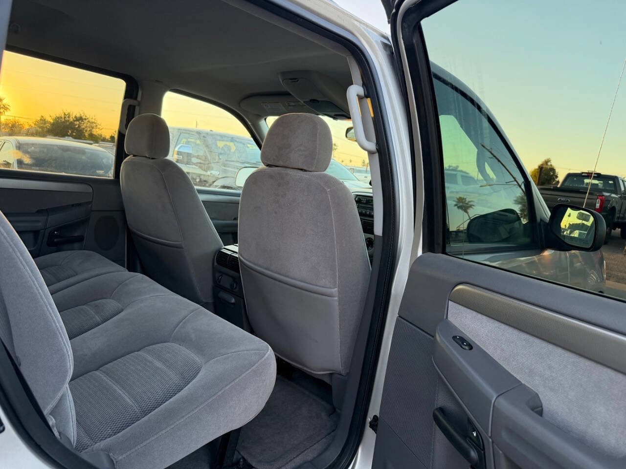 Used 2004 Ford Explorer Sport XLT AWD/4WD image 28
