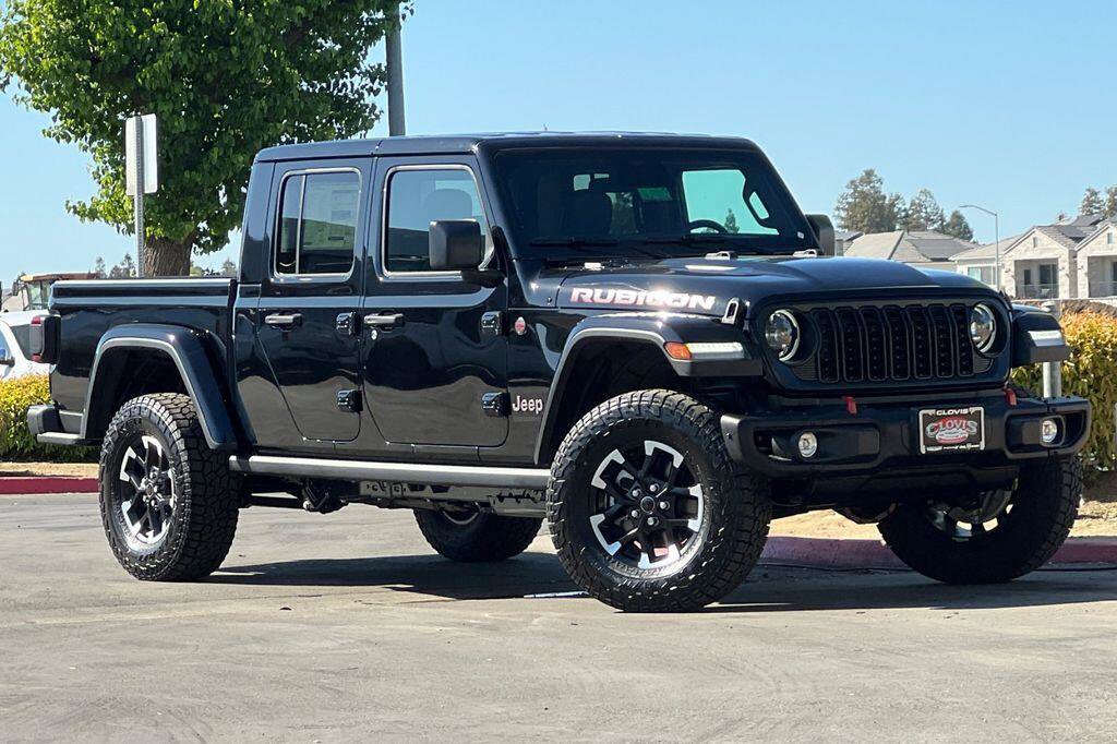 New 2026 Jeep Gladiator Rubicon w/ Safety Group AWD/4WD image 2