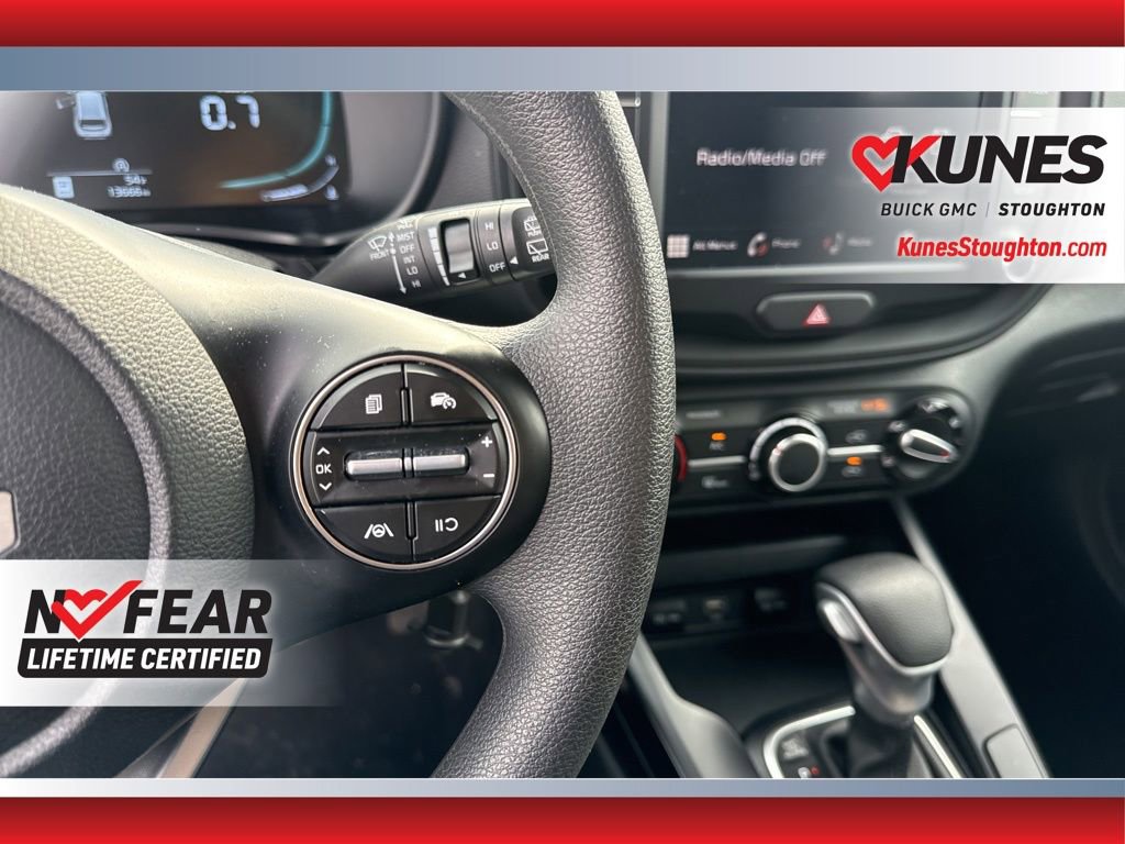 Used 2025 Kia Soul LX image 27