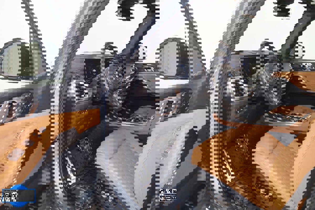 Used 2024 BMW X7 xDrive40i w/ M Sport Package image 63