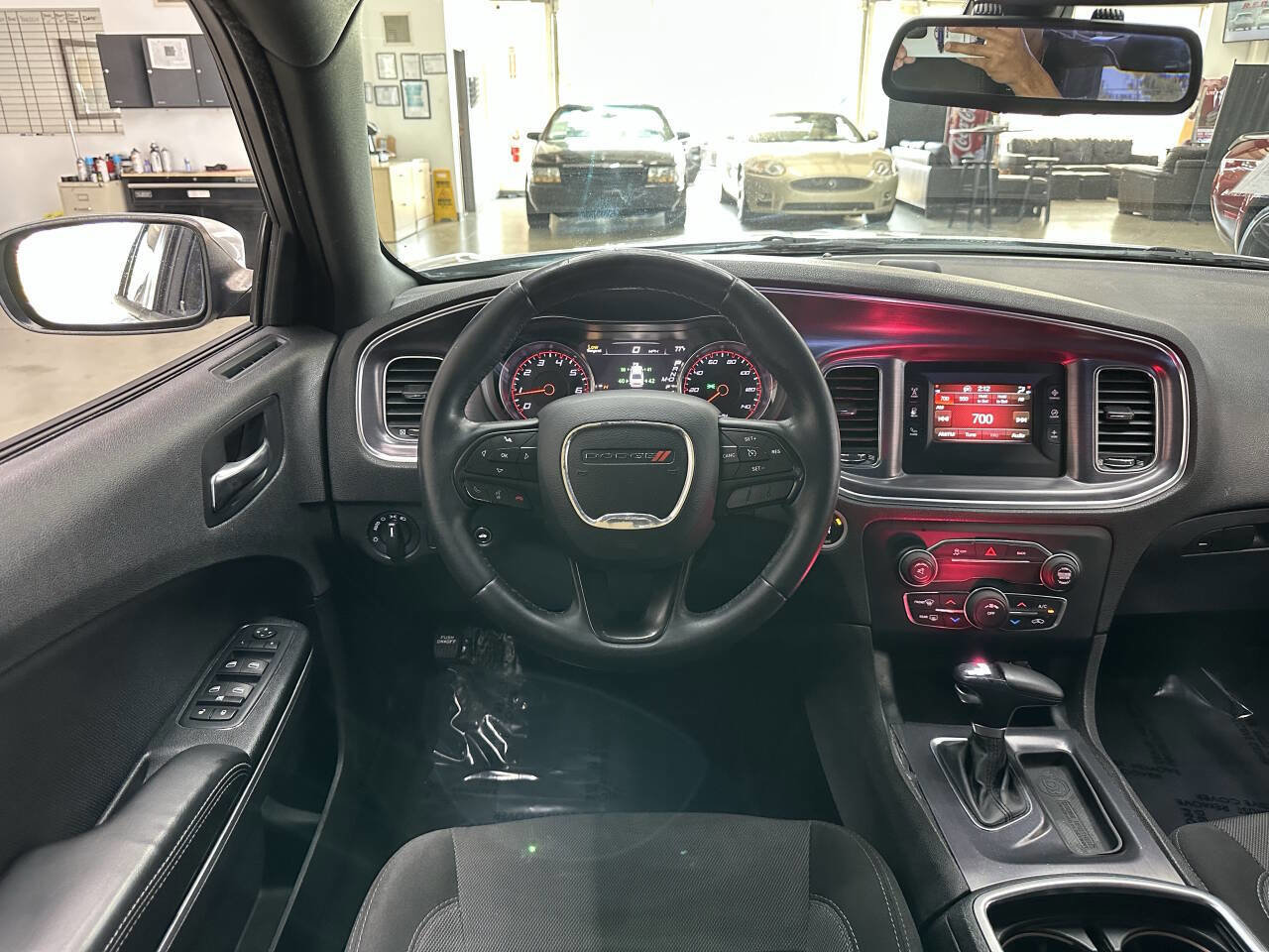 Used 2015 Dodge Charger SE image 19