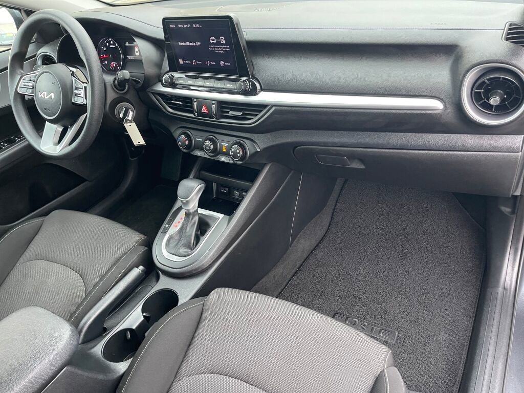 Used 2023 Kia Forte LXS w/ LXS Technology Package image 20