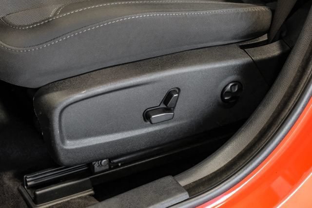 Used 2017 Dodge Charger R/T RWD image 48
