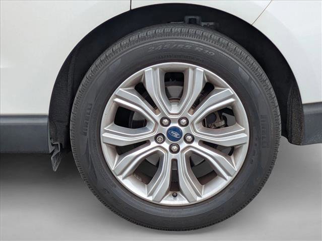 Used 2020 Ford Edge Titanium w/ Equipment Group 301A image 10