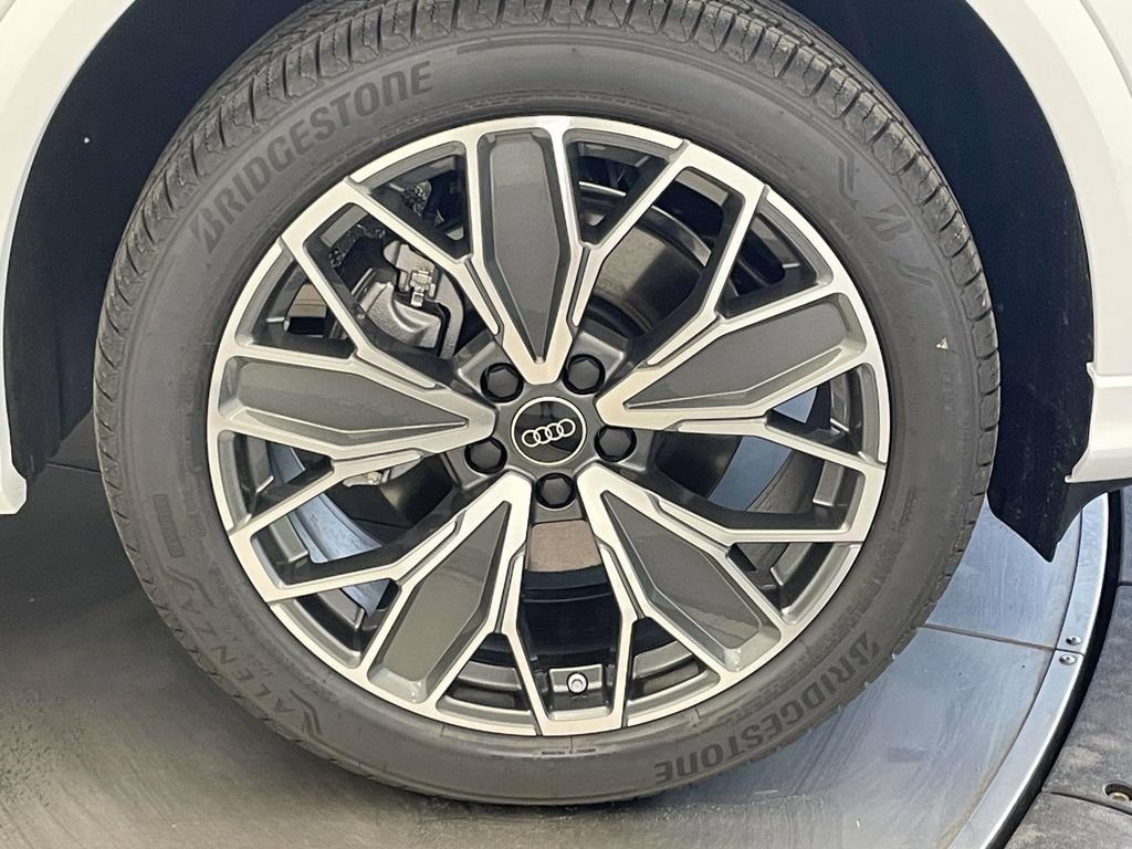 New 2026 Audi Q5 Premium Plus AWD/4WD image 14