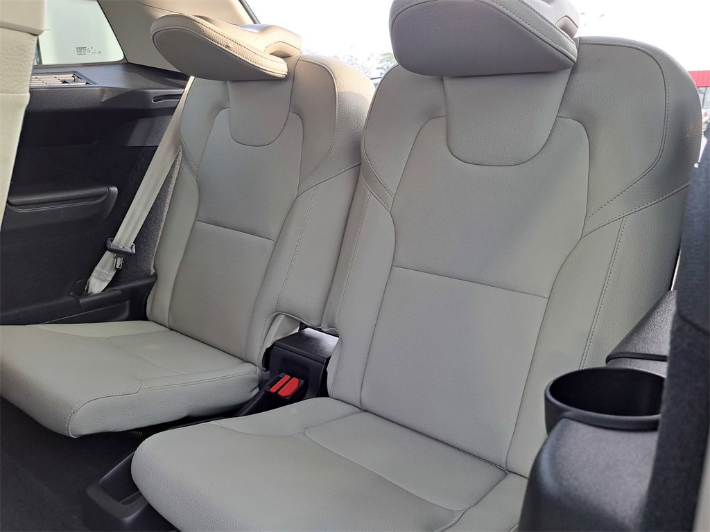 Used 2024 Volvo XC90 B5 Plus w/ Protection Package image 29
